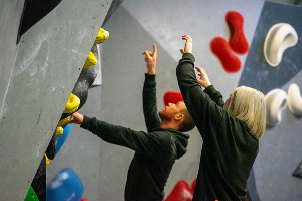 7 Bouldering & Climbing Moves for Beginners in 2025